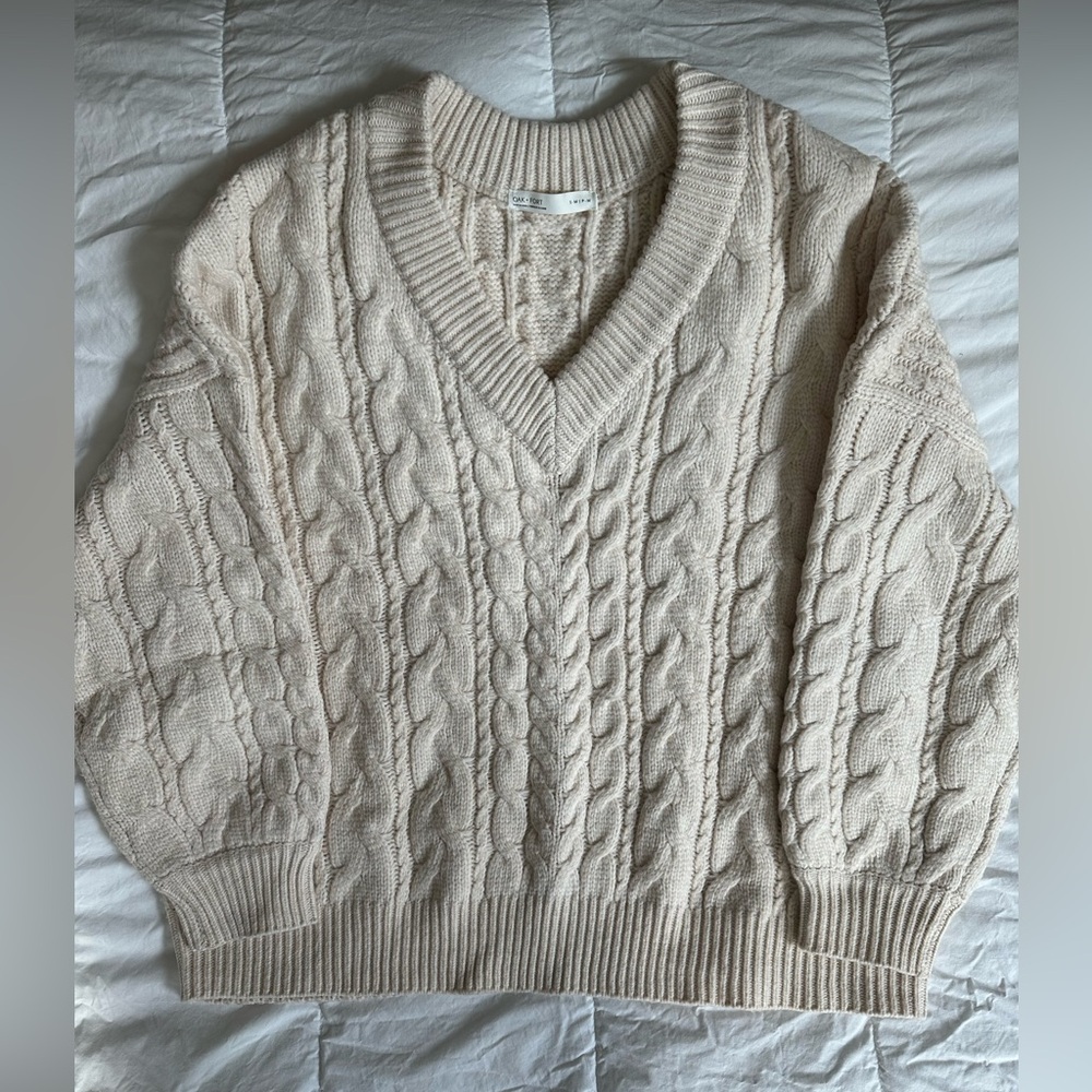 OAK + FORT Cream Cable Knit V-Neck Sweater